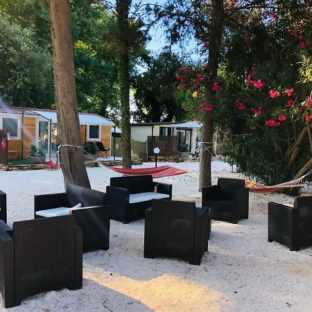 Baia Dei Micenei Campsite *