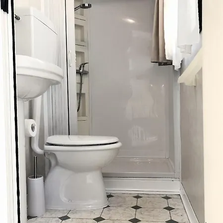 Baia Dei Micenei Campsite *