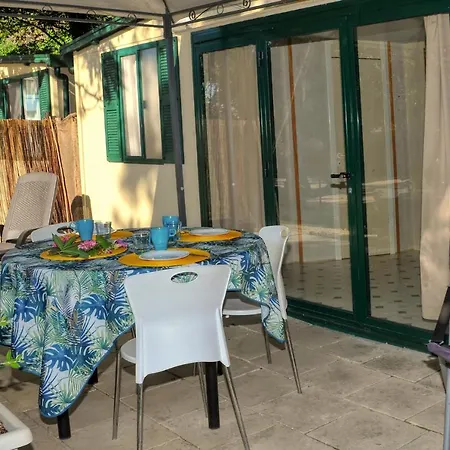 Campsite Baia Dei Micenei *