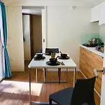 Kamp alanı Baia Dei Micenei