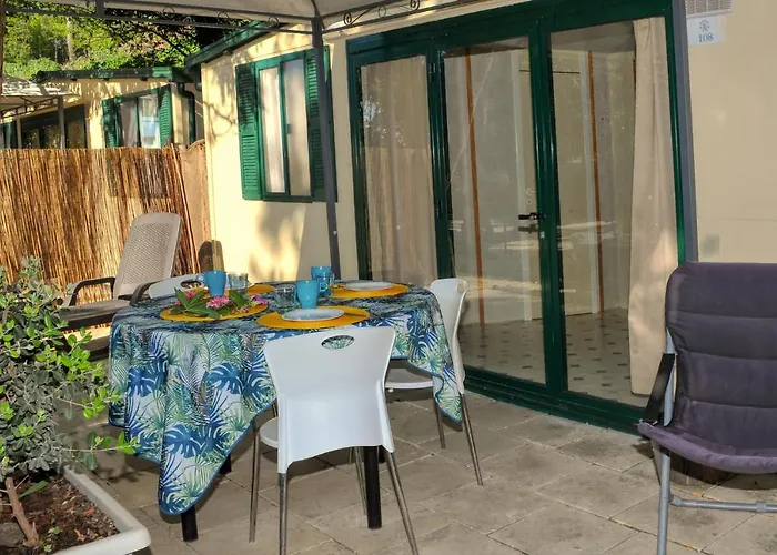 Кемпинг Baia Dei Micenei *